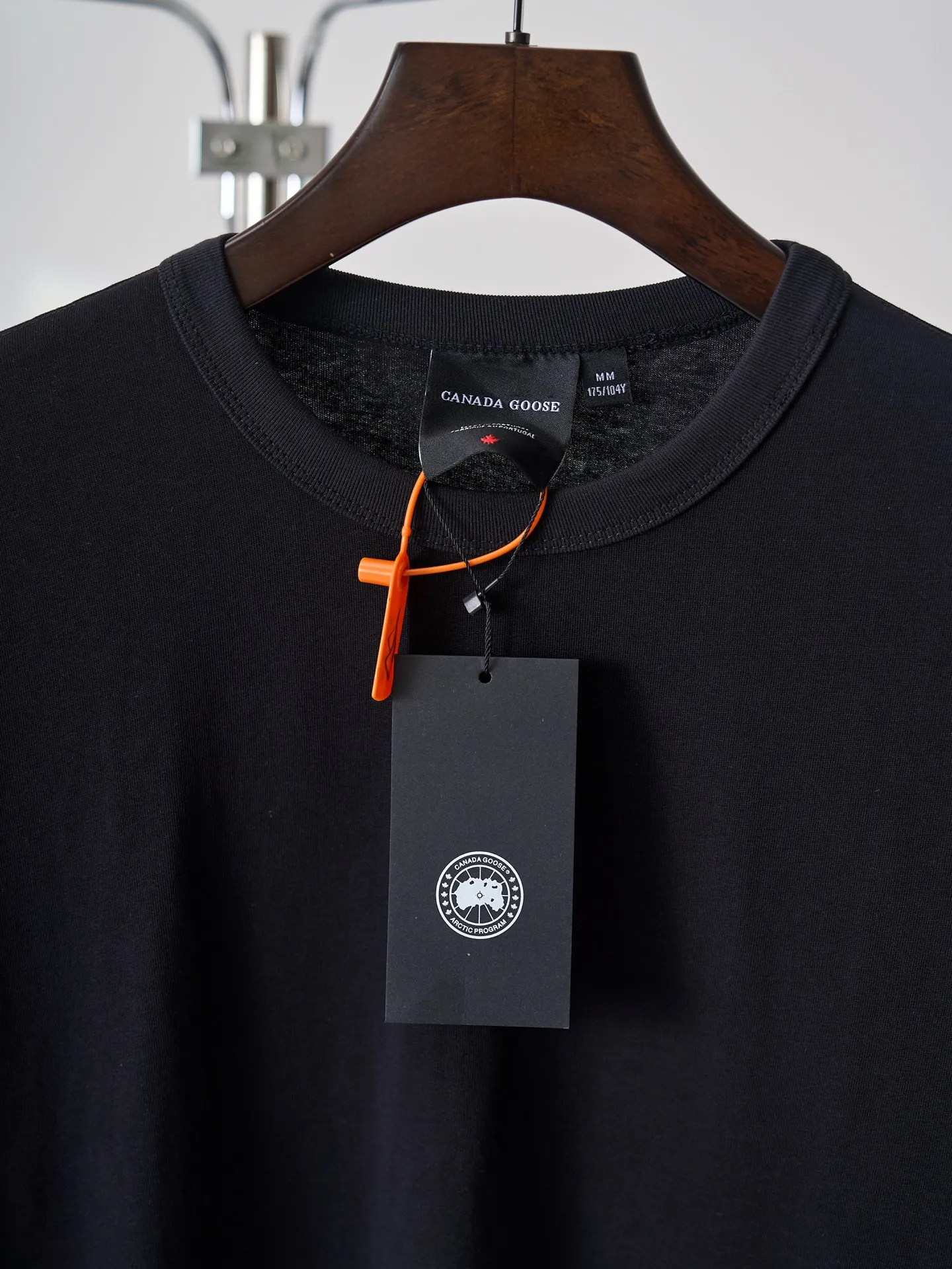 【 】Canada Goose/ T 【In Stock】S M L XL Breathable Canada Goose ，